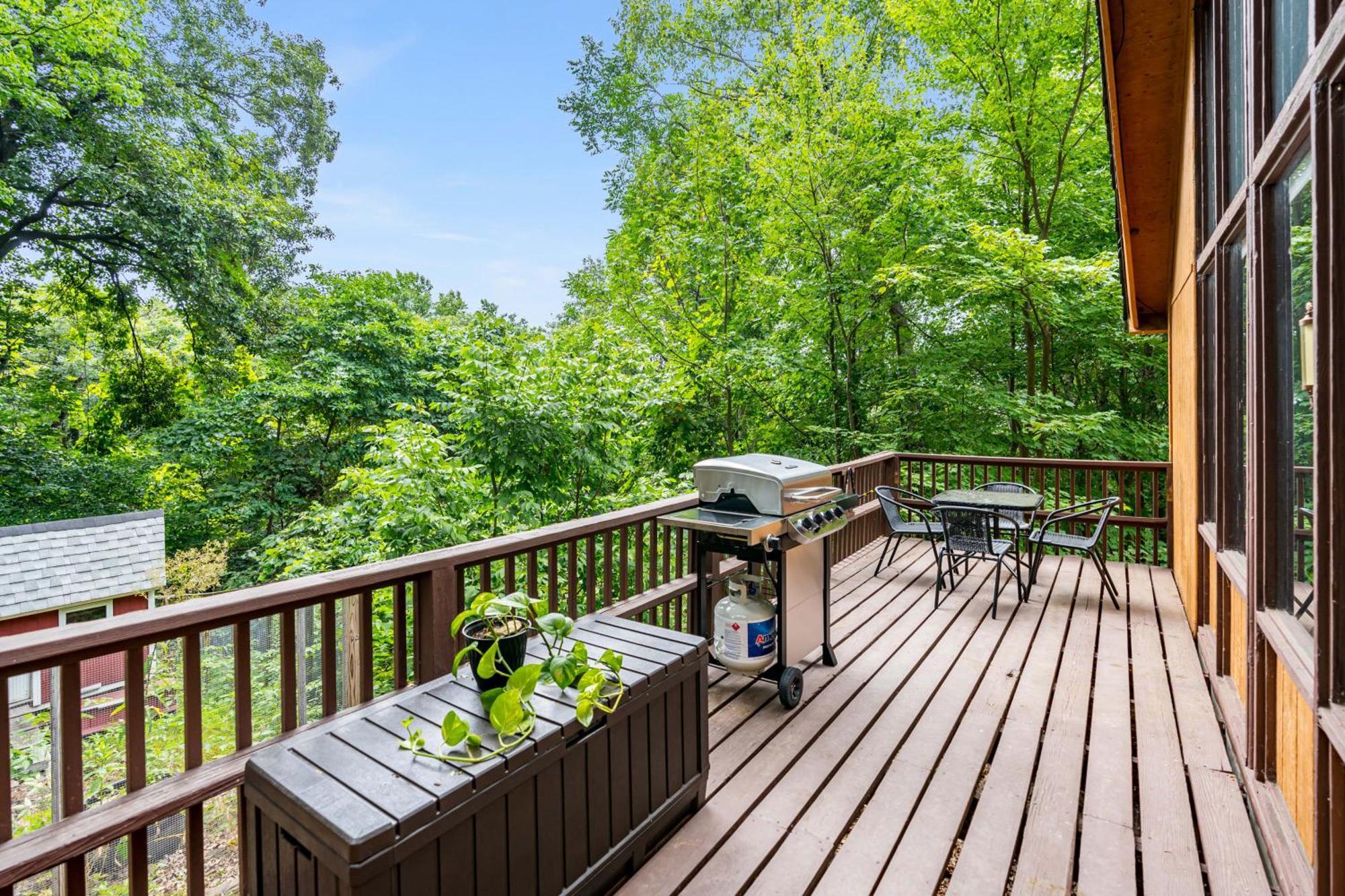 Quaint Loft Cabin W Hot Tub, Firepit, Deck & Grill Hedgesville Exteriör bild