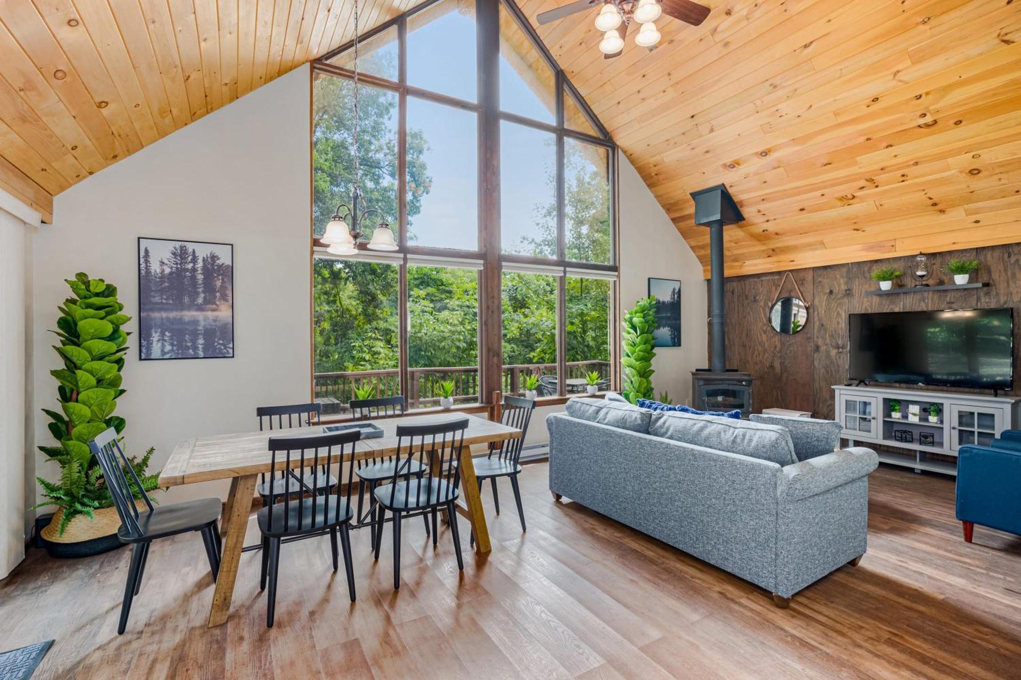 Quaint Loft Cabin W Hot Tub, Firepit, Deck & Grill Hedgesville Exteriör bild